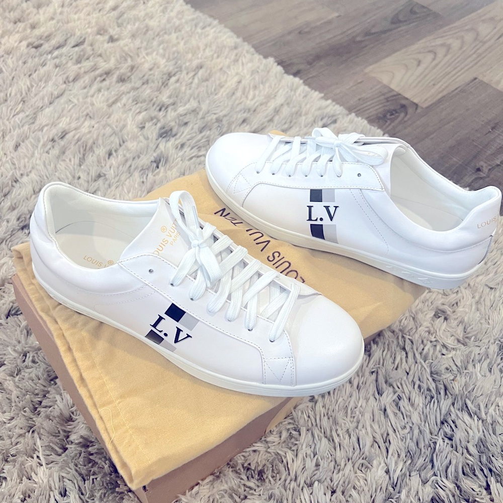 Louis Vuitton LV Logo Luxembourg Men Sneakers Size 11 US